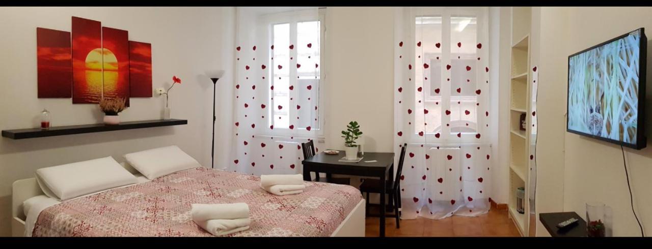 King Room with Private External Bathroom