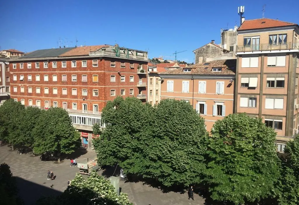 Roma Rooms-1